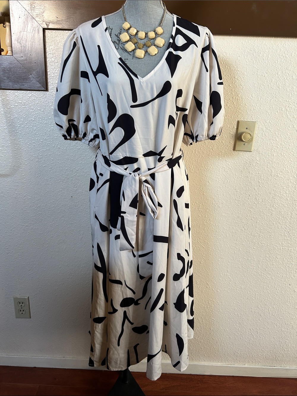 BloomChic Black & White Abstract Midi Dress with Tie Waist